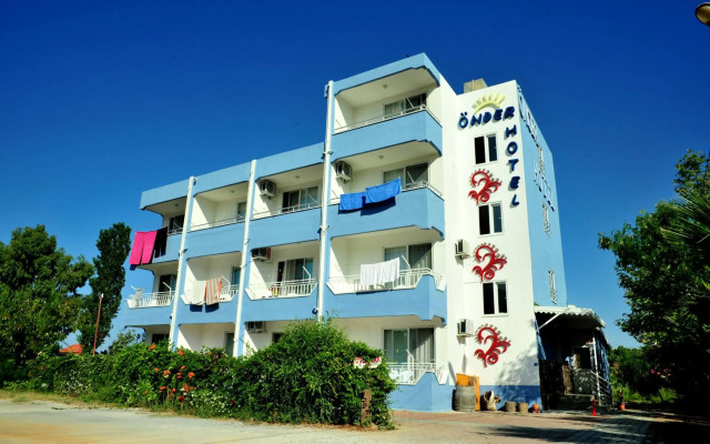 Onder Yildiz Hotel
