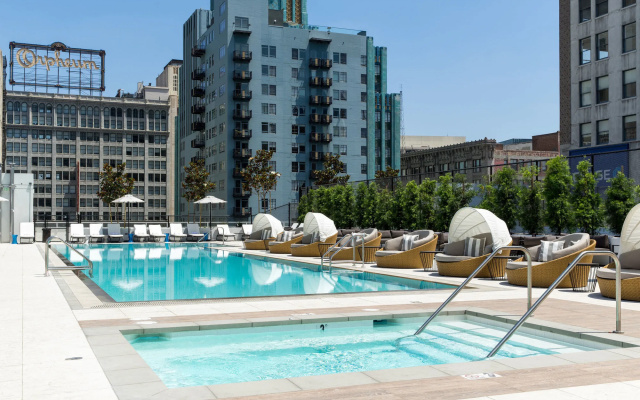 Level Furnished Living