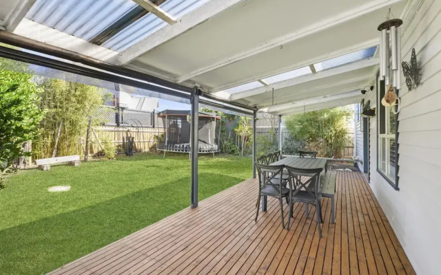 Ye Olde St Leonards Hotel Pet Friendly Sleeps 9