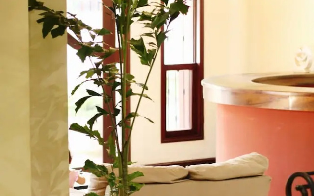 Nesthost Hotel Los Robles