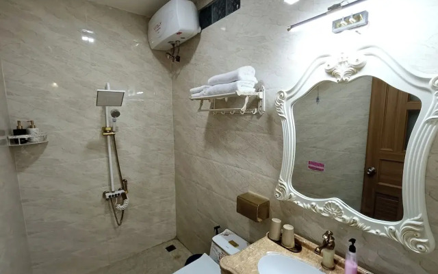 Aroma Luxury Villa