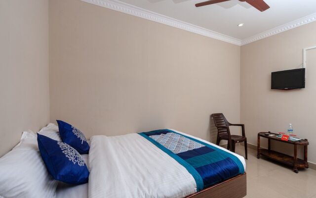 OYO 15477 New Royal Inn