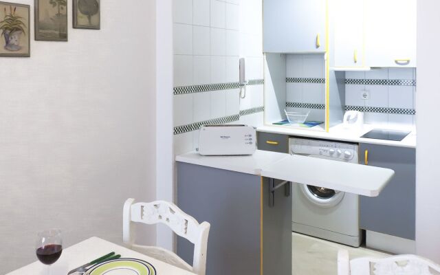 Conde Ibarra Central by Valcambre