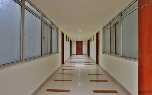 OYO 24534 Hotel President