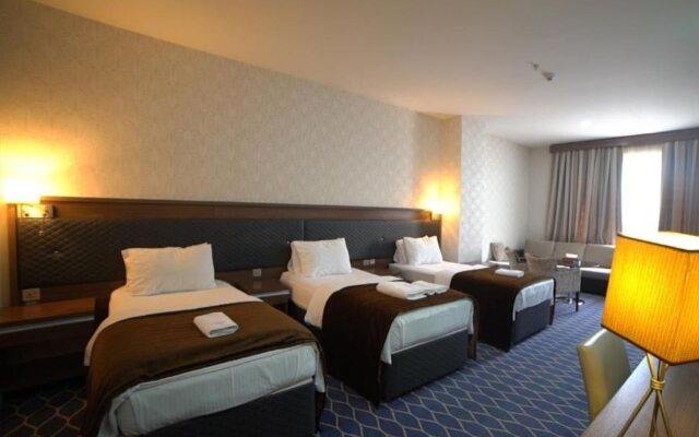 Banoj Hotel