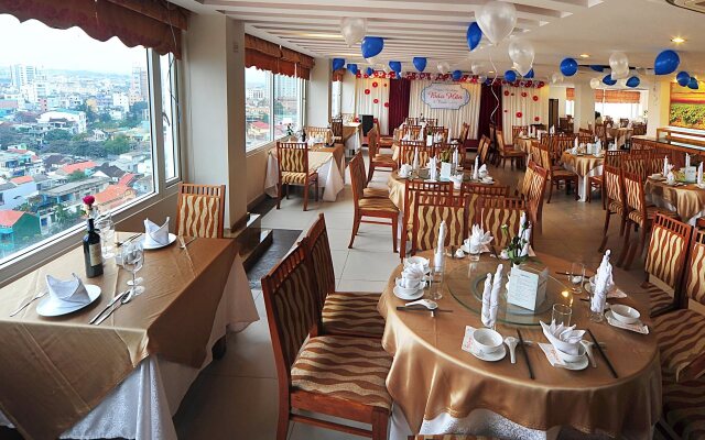 Romance Hotel