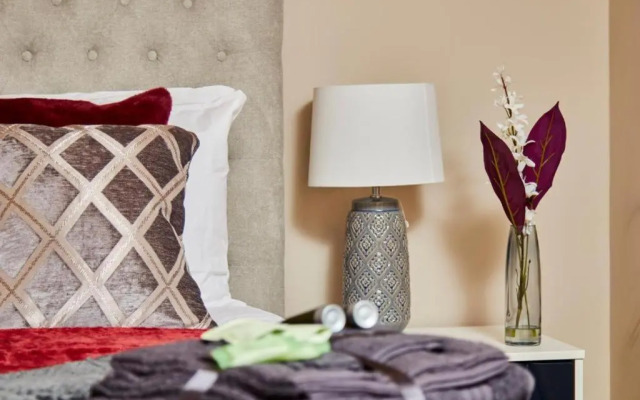 The Exquisite Harrogate Abode - Sleeps 6