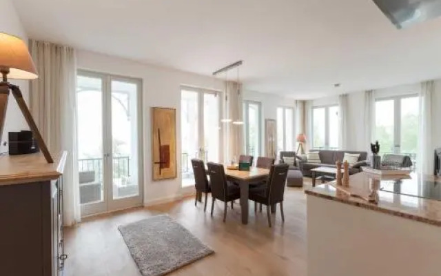 FIRST SELLIN Apartement 23