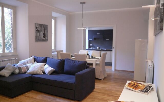 Sleep in Italy - SpanishSteps Apartments