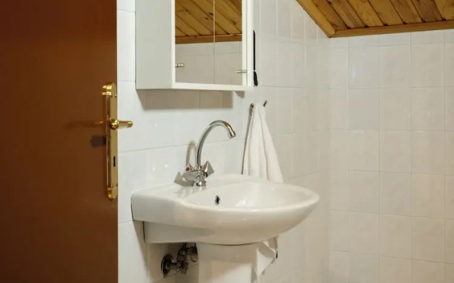 Sundial Lodge
