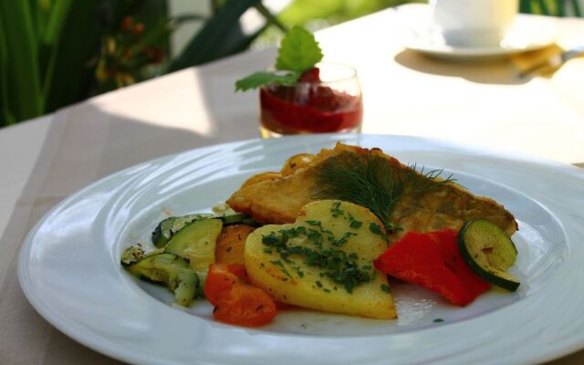 Schlösschen Sundische Wiese