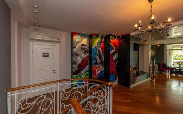 Wanderlust Boutique Hostel