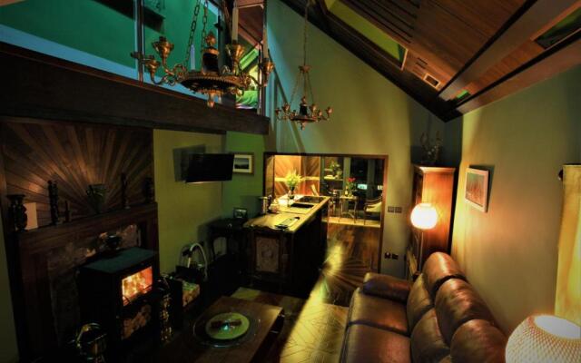 Belmont Penthouse Apartment