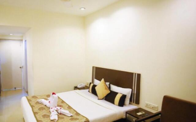 Regency Square Hotel