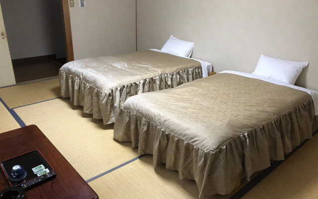 Tamagohada Bijin no Yu Miharuen