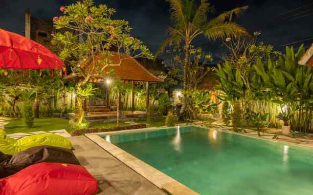 Mupu Jana G.House Keramas