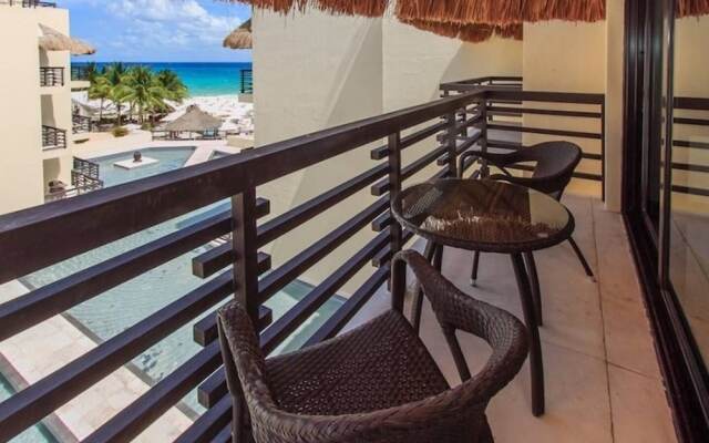 Aldea Thai - Oceanfront PH w/ Rooftop & Private Pool