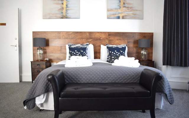 Woodlyn Guest House
