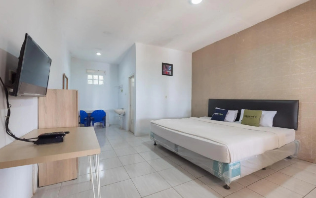 OYO 3040 D'pineapple Villa