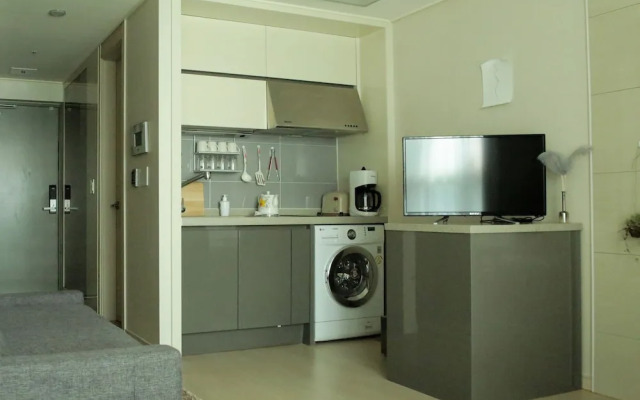 Location in Myeongdong Studio