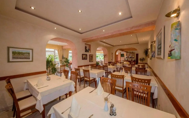 Apartments Dionis