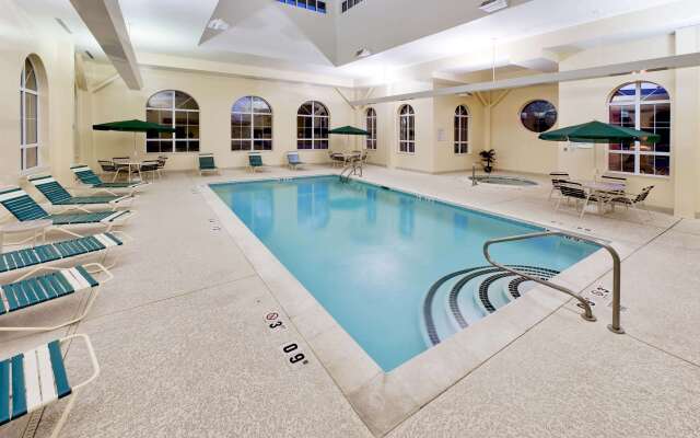 Hawthorn Suites by Wyndham Louisville East