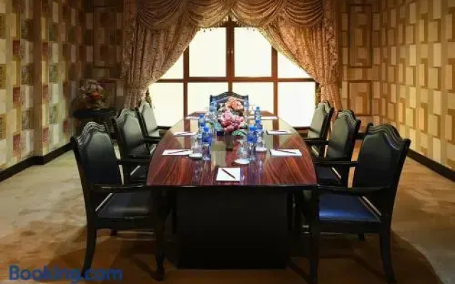 Samada Hoora Hotel And Suites