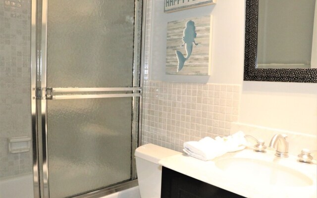 Jamaica Royale 205 - 2 Br Condo