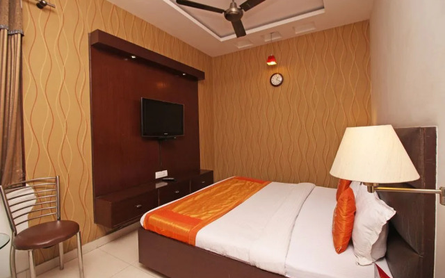 OYO 2791 Hotel Arina Inn