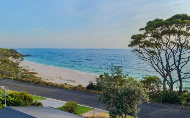 Chinamans at Hyams Beach 4pm Check Out Sundays