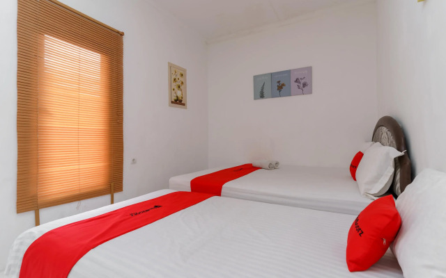 RedDoorz near RS Mitra Keluarga Depok