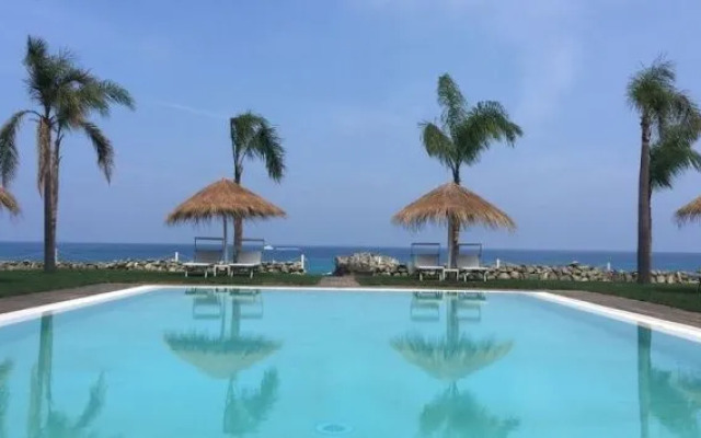 Sunshine Beach Resort