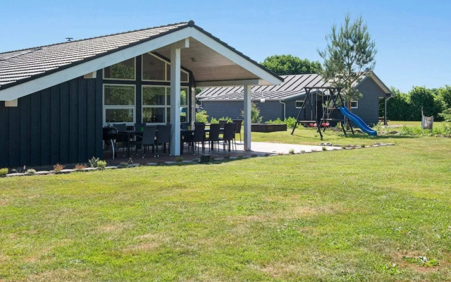 11 Person Holiday Home in Glesborg