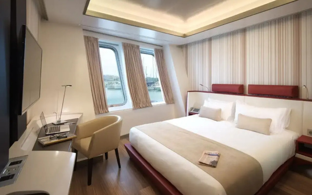 Sunborn Gibraltar Yacht Hotel Resort