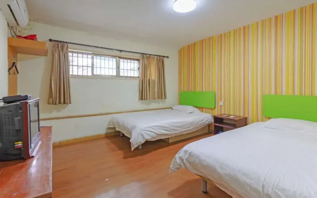 Hangzhou Kuku Hotel (Hangzhou East Railway Station West Square)