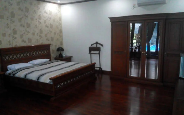 Hotel Keraton