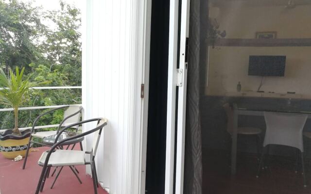 Beautiful Aurora Suite By Perlitas Home