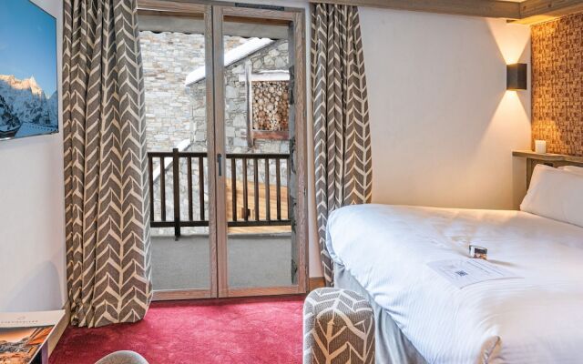 Hotel L'aigle Du Montana By Les Etincell