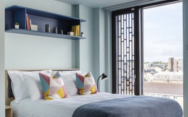 Coleman Court Summer Accommodation