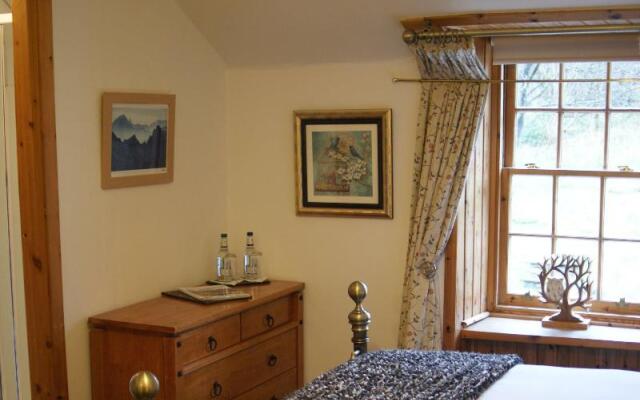 The Whistlefield Inn