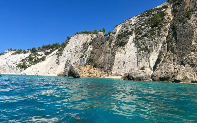 Apollonides Beach Houses 2