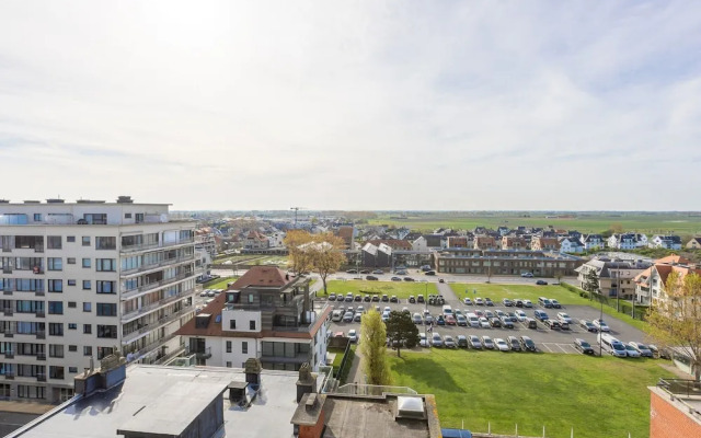 Elegant Apartment With Terrace