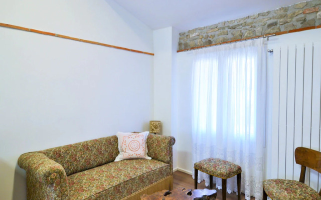 Stellar Apartment in Miane With Shared Swimming Pool