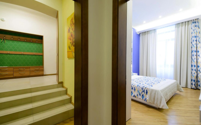 VIP апартаменти Ван Гог на площі Ринок