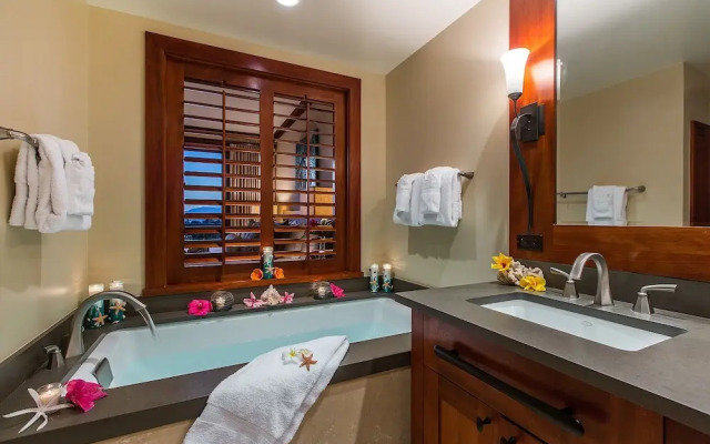 Hale Leilani Ko Olina Beachfront w/ Views!