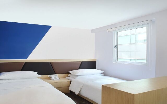 Amaris Hotel by Santika, Bugis - Singapore