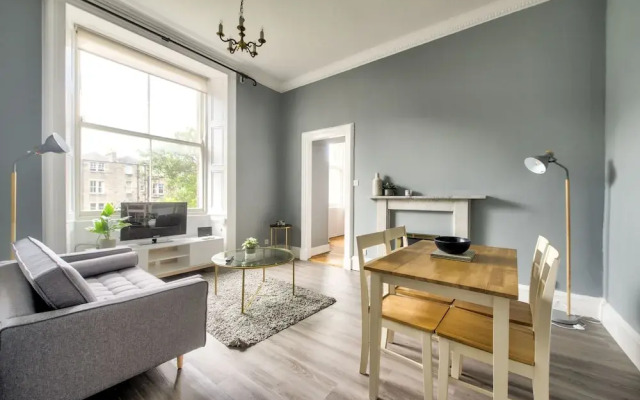 Manor Place Apartment