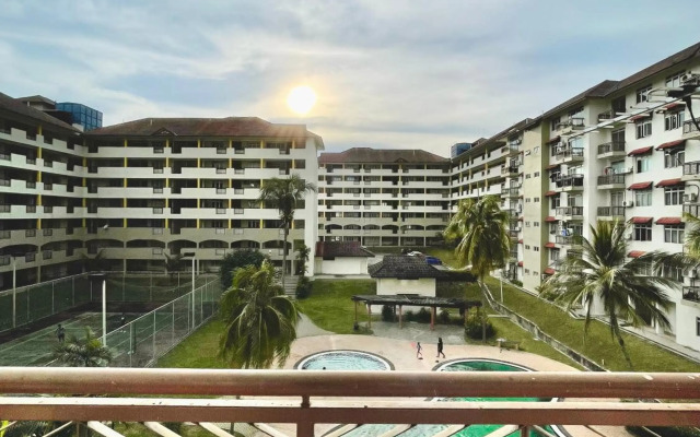 Sea La Vie Batik @ Laguna Resort