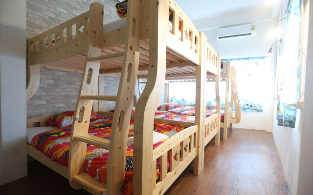 Blue Jasmine Hostel