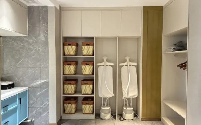 JX Hotel (Dongxing Port)